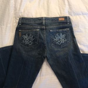 New Paige Premium Denim size 28 awesome jeans!